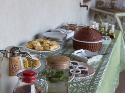 buffet-colazioni-in-terrazza